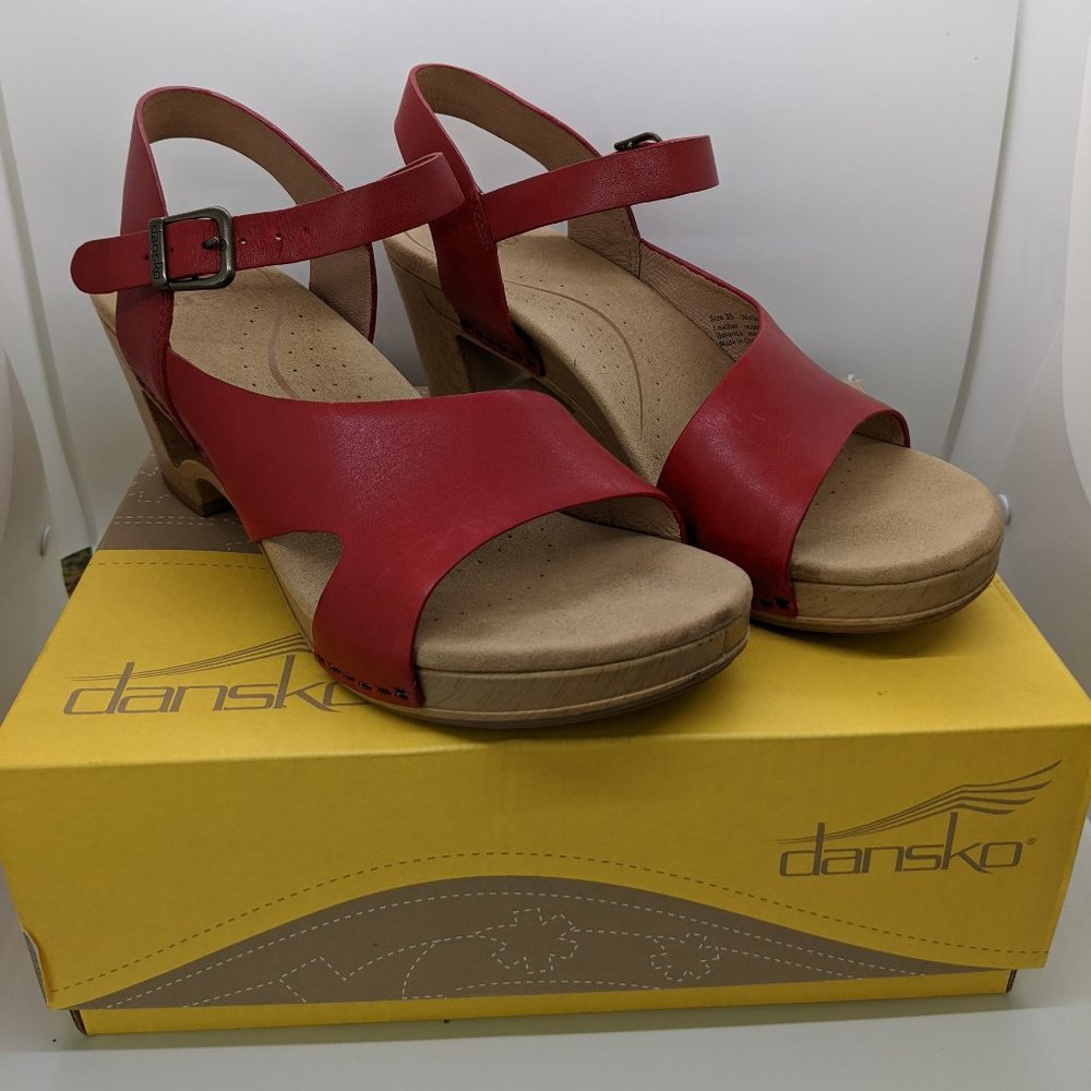 Dansko Tasha Leather Veg Tan Wedges in Crimson, Women's Size US 8.5/UK 6.5/EU 39